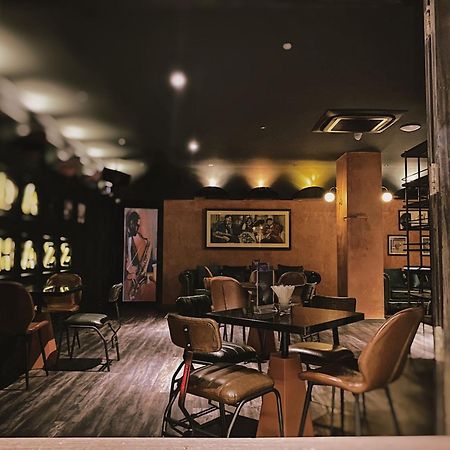 Chu Hotel Дананг Экстерьер фото