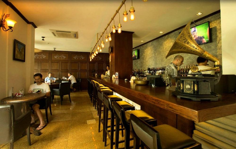 Chu Hotel Дананг Экстерьер фото
