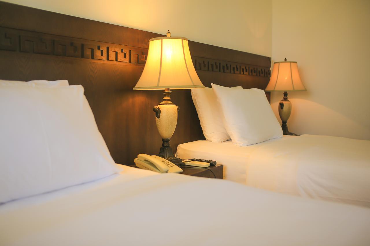 Chu Hotel Дананг Экстерьер фото